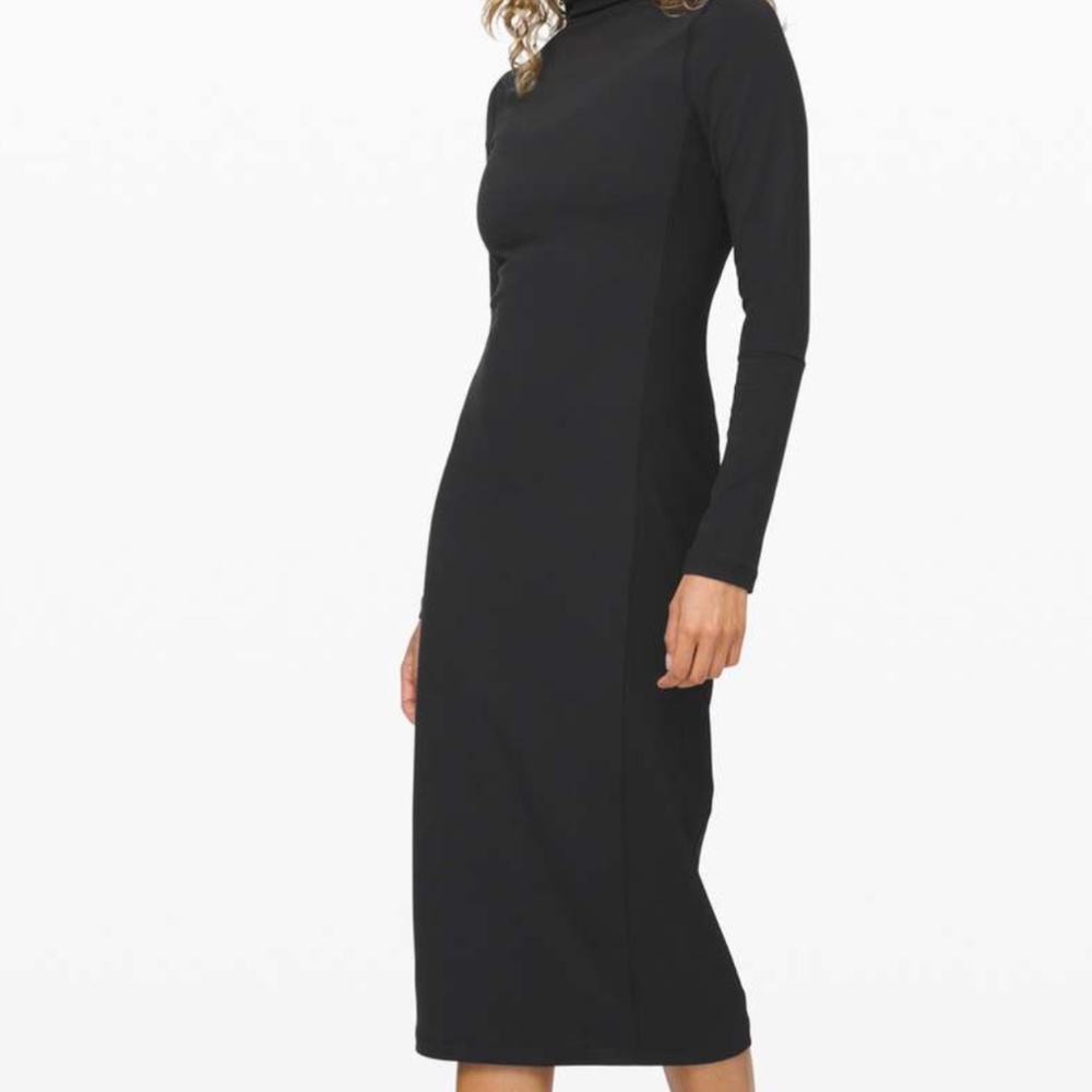 Like new Lululemon Athletica Midi dress